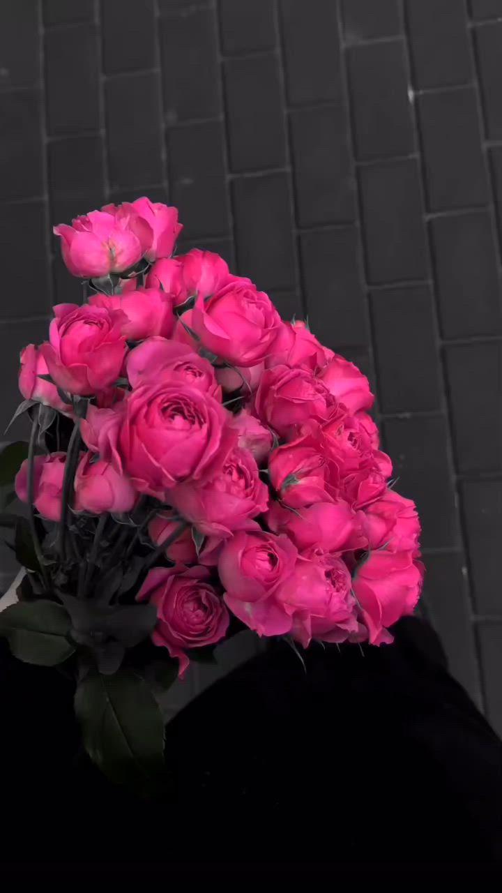 Pebble Pilot Frame workshop space where corporate flower arrangements are designed and prepared for business delivery